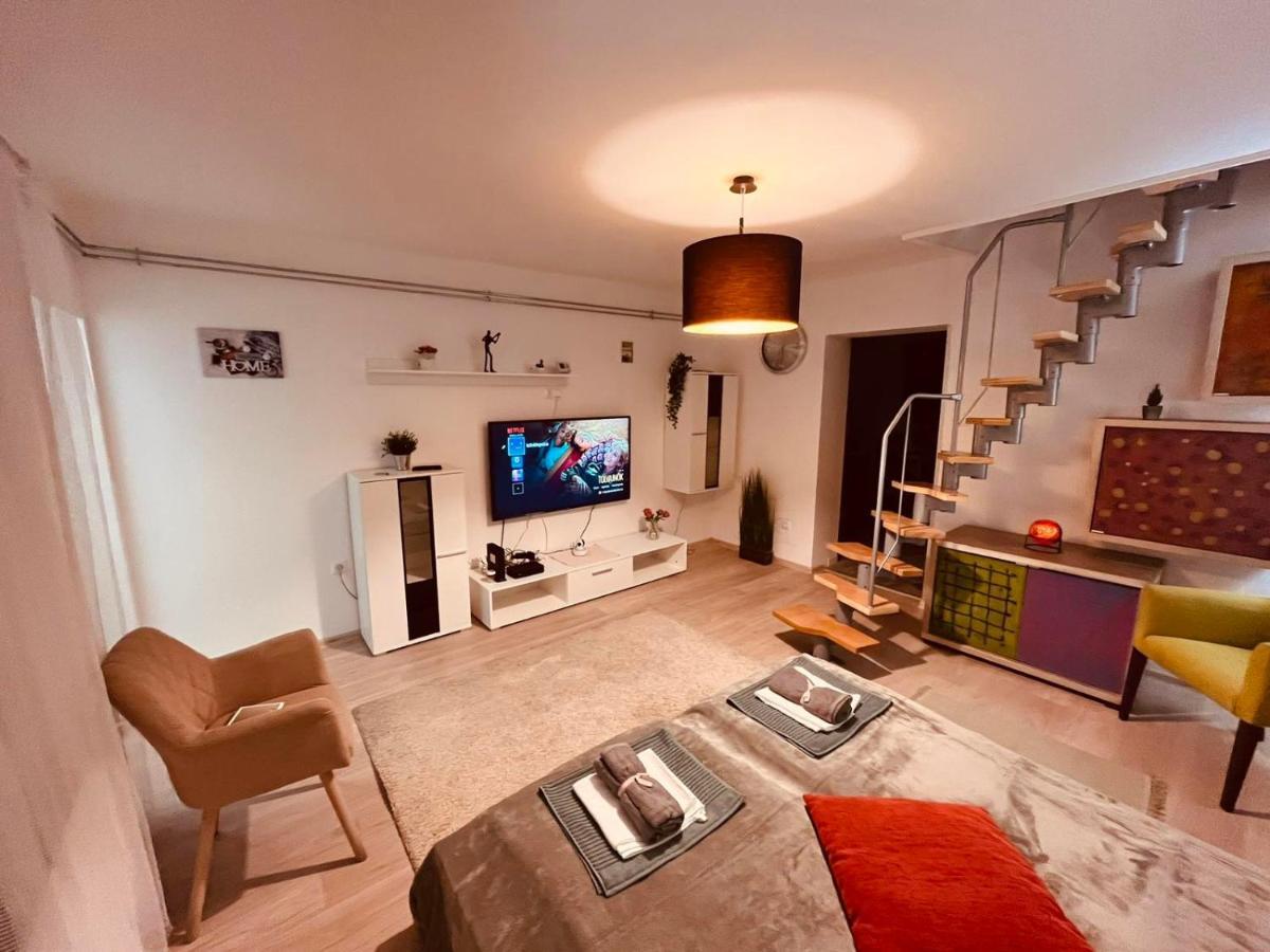 Apartman King House & Garden With Ac And Free Parking Possibility