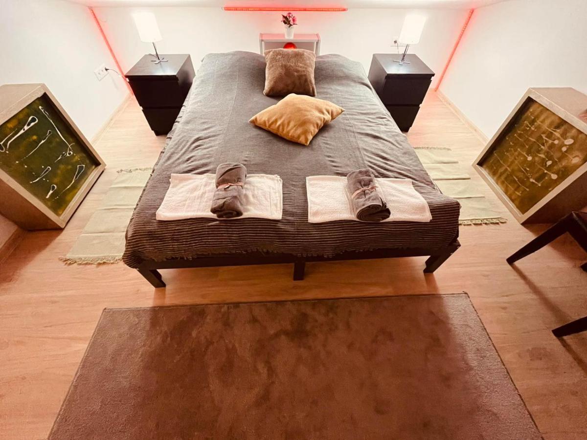 Apartman King House & Garden With Ac And Free Parking Possibility