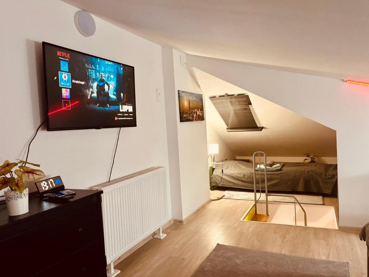 King House & Garden With Ac And Free Parking Possibility Apartman *