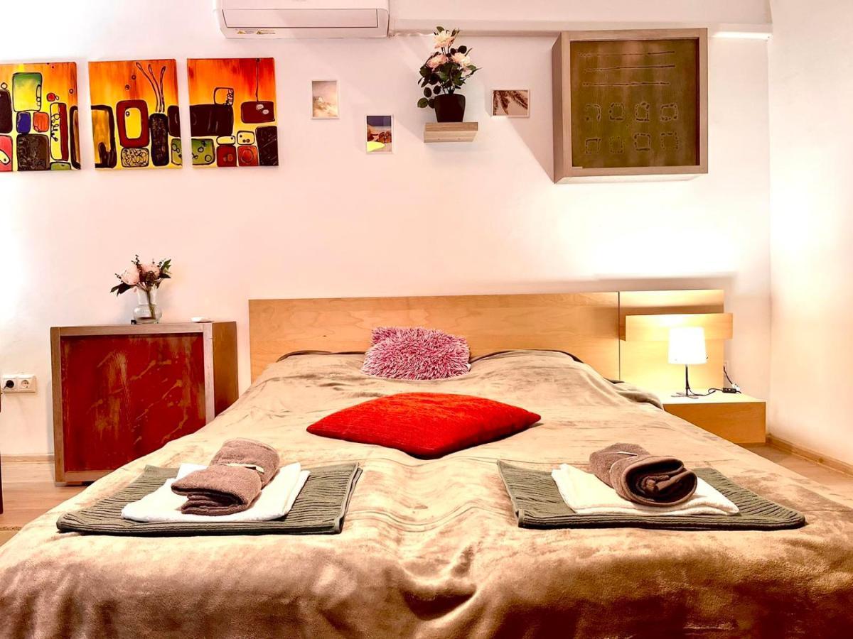 Apartment King House & Garden With Ac And Free Parking Possibility Budapest